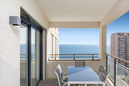 Appartement - 2 pièces - 51 m² - BEAUSOLEIL