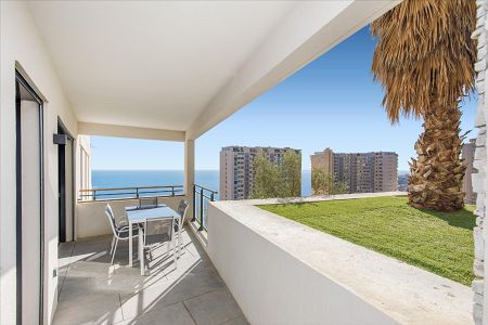 Appartement - 2 pièces - 51 m² - BEAUSOLEIL