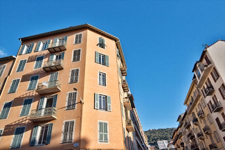 Appartement - 3 pi&egrave;ces - 66 m² - NICE