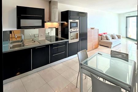 Flat - 2 rooms - 48 m² - BEAUSOLEIL