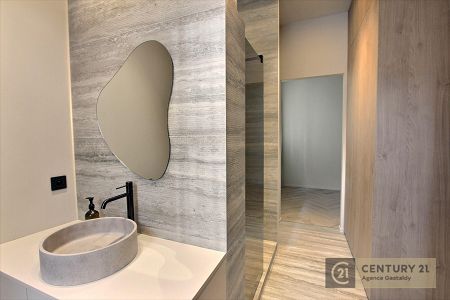 Appartement - 4 pièces - 92 m² - BEAUSOLEIL