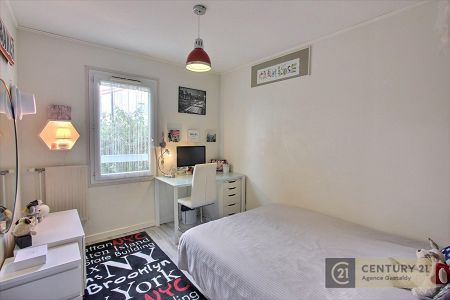 Appartement - 4 pièces - 82 m² - EZE