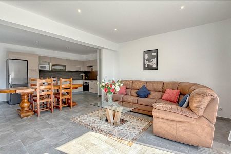 Villa - 7 rooms - 228 m² - LA TURBIE