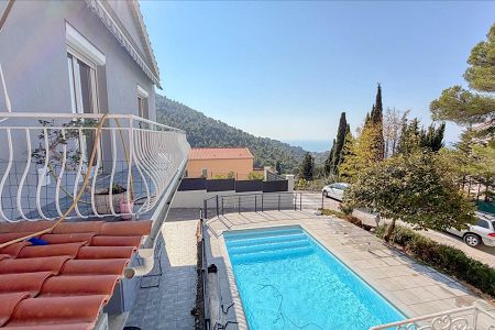 Villa - 7 rooms - 228 m² - LA TURBIE