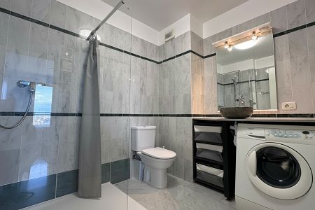 Appartement - 2 pièces - 41 m² - Cap-D'ail