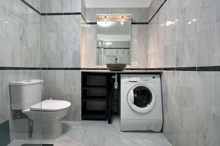 Appartement - 2 pièces - 41 m² - Cap-D'ail