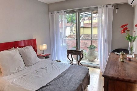 Flat - 3 rooms - 107 m² - ROQUEBRUNE CAP MARTIN