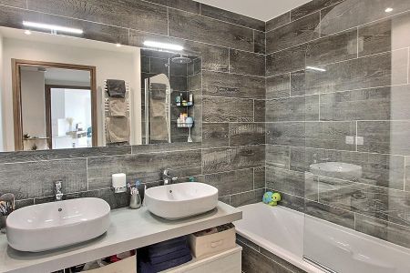 Appartement - 3 pièces - 63 m² - BEAUSOLEIL