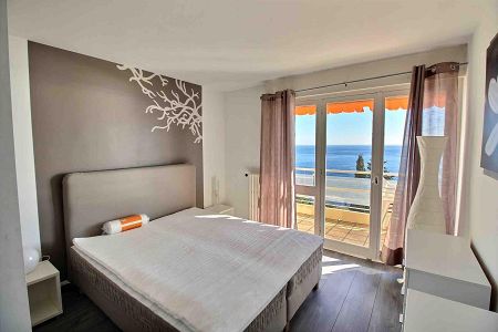 Appartement - 2 pi&egrave;ces - 53 m² - CAP D'AIL