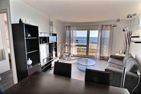 Appartement - 2 pi&egrave;ces - 53 m² - CAP D'AIL