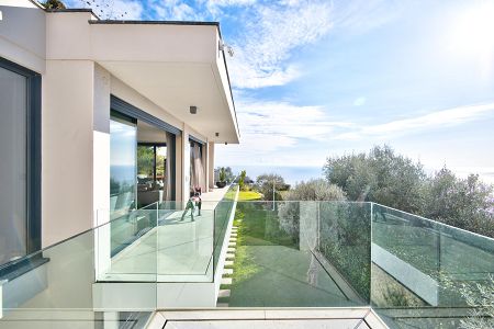 Villa - 5 rooms - 272 m² - Eze