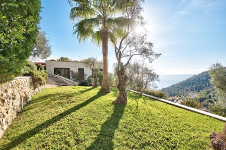 Villa - 5 rooms - 272 m² - Eze