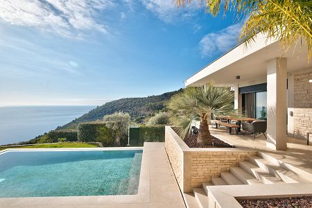 Villa - 5 pi&egrave;ces - 272 m² - Eze