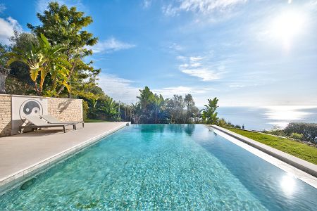 Villa - 5 pi&egrave;ces - 272 m² - Eze