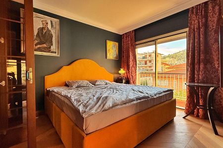 Appartement - 2 pi&egrave;ces - 47 m² - Beaulieu-Sur-Mer