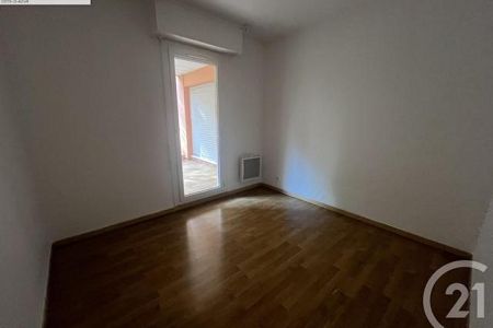 Flat - 4 rooms - 79 m² - ST LAURENT DU VAR