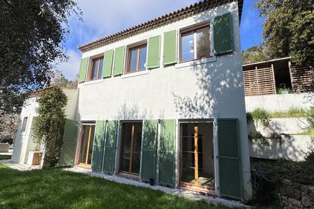 Villa - 6 rooms - 240 m² - LA TURBIE