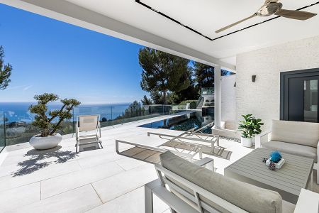 Villa - 7 pi&egrave;ces - 230 m² - Roquebrune-Cap-Martin