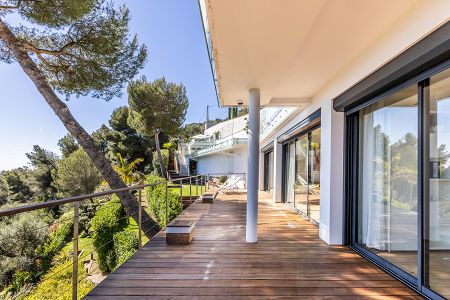 Villa - 7 pi&egrave;ces - 230 m² - Roquebrune-Cap-Martin