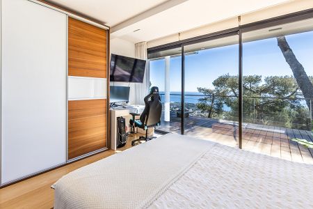 Villa - 7 pi&egrave;ces - 230 m² - Roquebrune-Cap-Martin