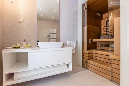 Villa - 7 pi&egrave;ces - 230 m² - Roquebrune-Cap-Martin