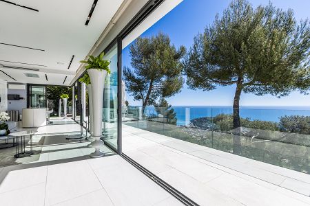 Villa - 7 pi&egrave;ces - 230 m² - Roquebrune-Cap-Martin