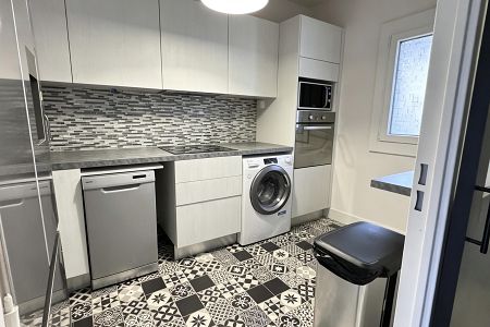 Flat - 3 rooms - 72 m² - ROQUEBRUNE CAP MARTIN