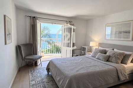 Appartement - 4 pi&egrave;ces - 89 m² - CAP D'AIL