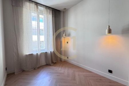 Appartement - 3 pi&egrave;ces - 74 m² - CAP D'AIL