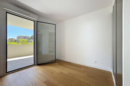 Flat - 3 rooms - 73 m² - BEAUSOLEIL
