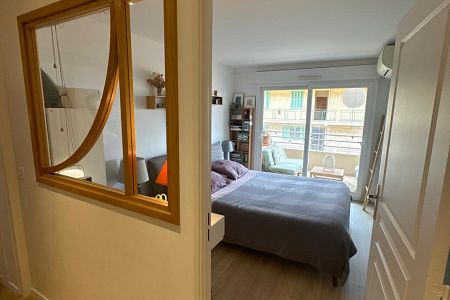 Appartement - 4 pi&egrave;ces - 78 m² - CAP D'AIL