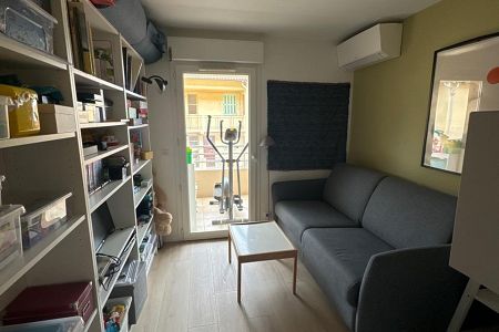 Appartement - 4 pi&egrave;ces - 78 m² - CAP D'AIL