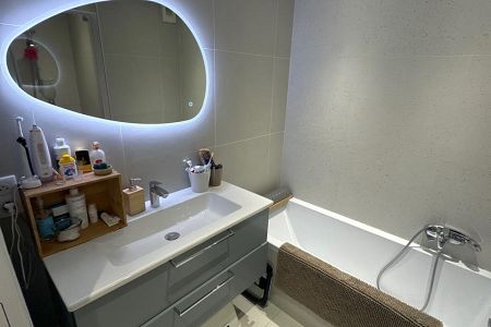 Appartement - 4 pi&egrave;ces - 78 m² - CAP D'AIL