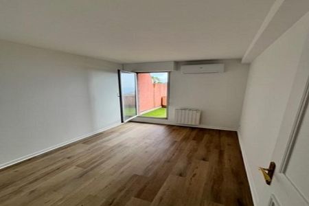 Appartement - 2 pi&egrave;ces - 55 m² - LA TURBIE
