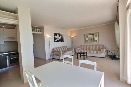 Appartement - 2 pi&egrave;ces - 50 m² - CAP D AIL