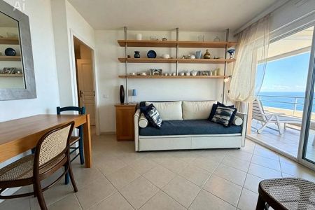 Appartement - 4 pi&egrave;ces - 85 m² - CAP D AIL