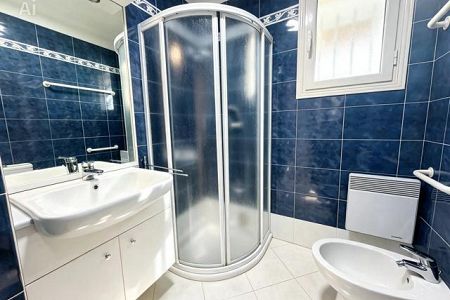 Appartement - 4 pi&egrave;ces - 85 m² - CAP D AIL