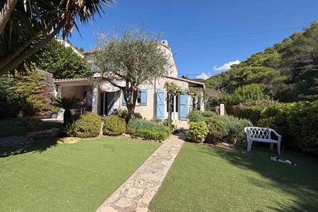 Villa - 5 rooms - 105 m² - La Turbie