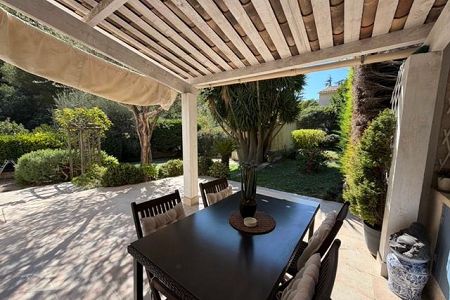 Villa - 5 rooms - 105 m² - La Turbie
