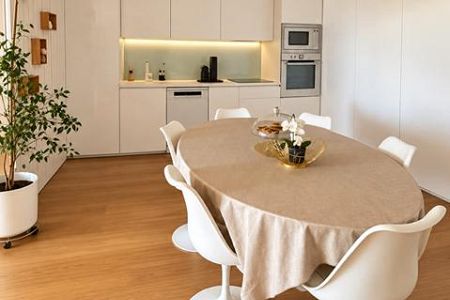 Appartement - 4 pi&egrave;ces - 82 m² - BEAUSOLEIL