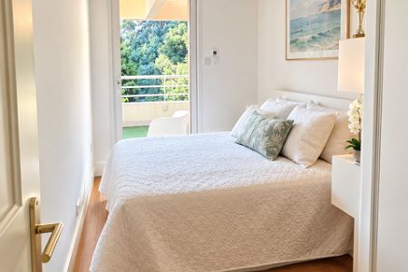 Appartement - 4 pi&egrave;ces - 82 m² - BEAUSOLEIL