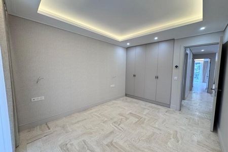 Appartement - 3 pi&egrave;ces - 90 m² - CAP D'AIL