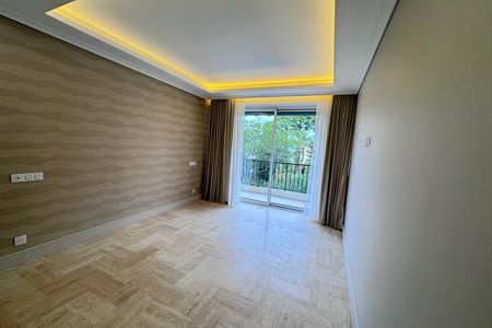 Appartement - 3 pi&egrave;ces - 90 m² - CAP D'AIL