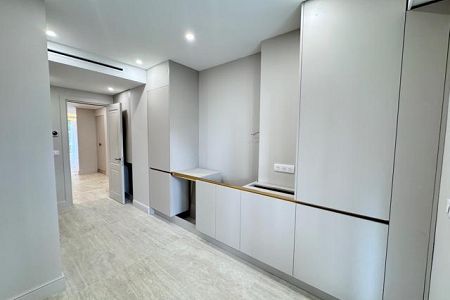 Appartement - 3 pi&egrave;ces - 90 m² - CAP D'AIL