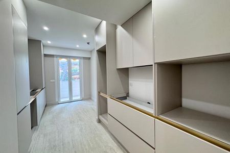 Appartement - 3 pi&egrave;ces - 90 m² - CAP D'AIL